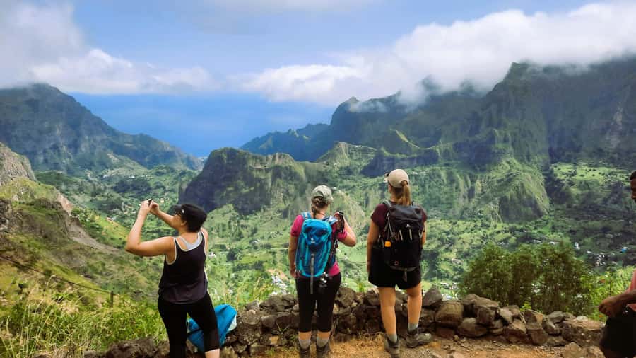 Santo Antão: Hiking Cova Volcano Crater to Ribeira Paúl - Who will enjoy this five-hour hike?