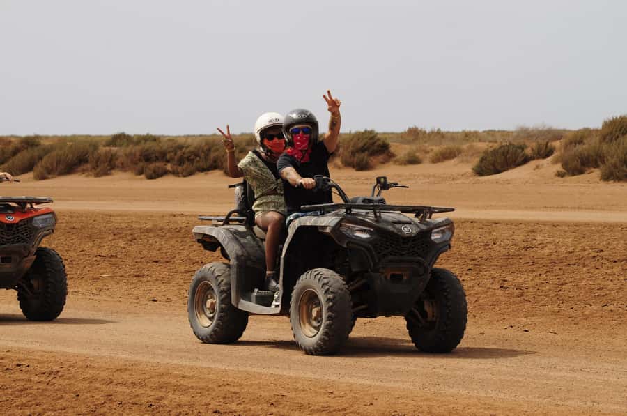 São Vicente: Quad Bike Tour in Mindelo - 4 Hours Adrenaline - Returning to Mindelo through colonial streets and the Fish Market