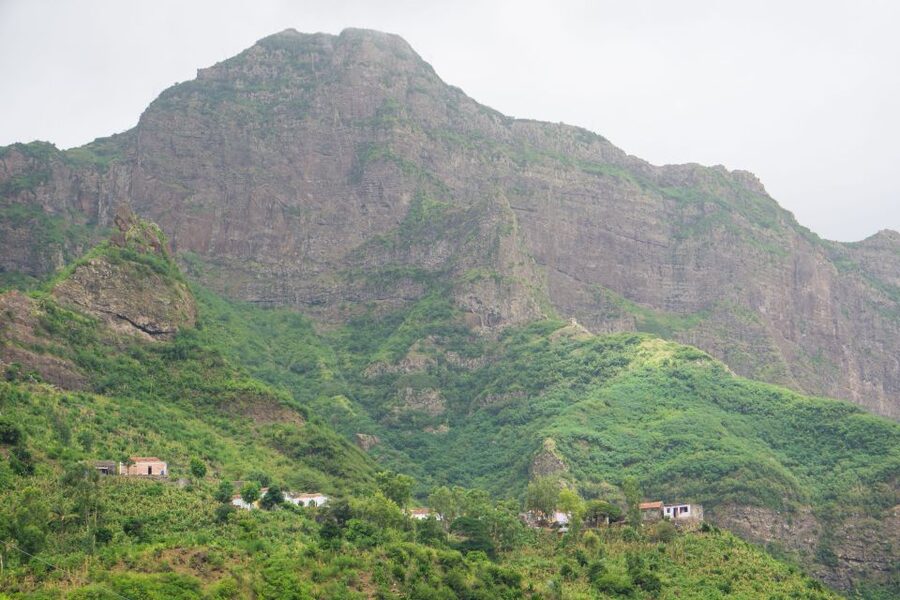 Serra Malagueta Natural Park: Hike to Gongon Valley & Lunch - What the $106 price includes