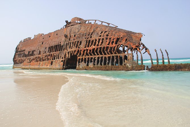 Shipwreck Cabo Santa Maria - Guides, group size, and the feel of the day