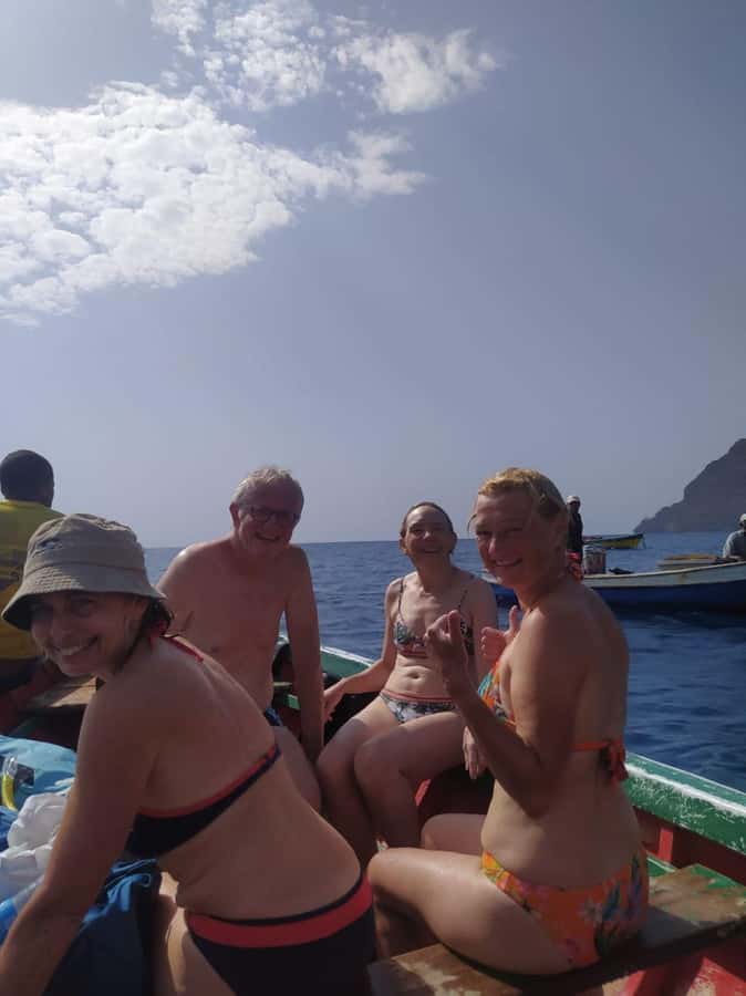 Snorkeling with Turtles - Who will enjoy this São Pedro outing most